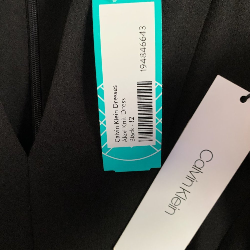 NWT Calvin Klein Alexi Knit Sleeveless V-Neck Sheath Dress Black Womens Size 12 - Picture 7 of 8